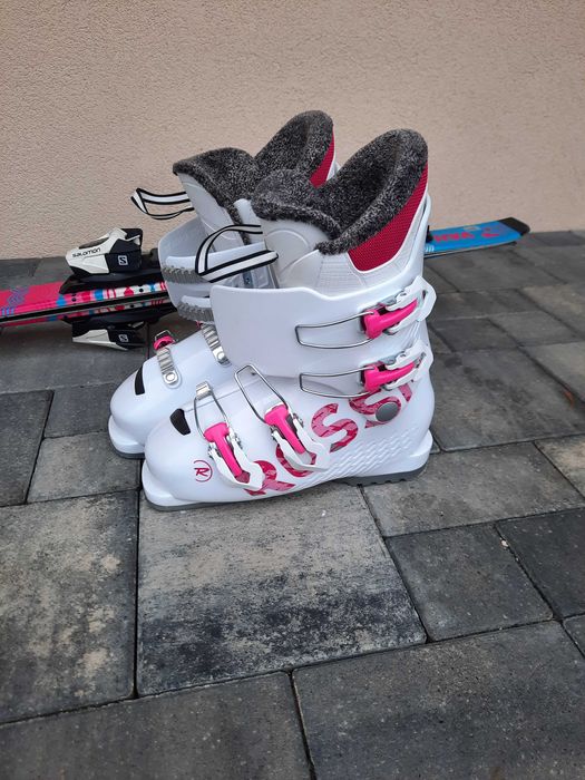 Buty narciarskie firmy Rossignol dla dziewczynki