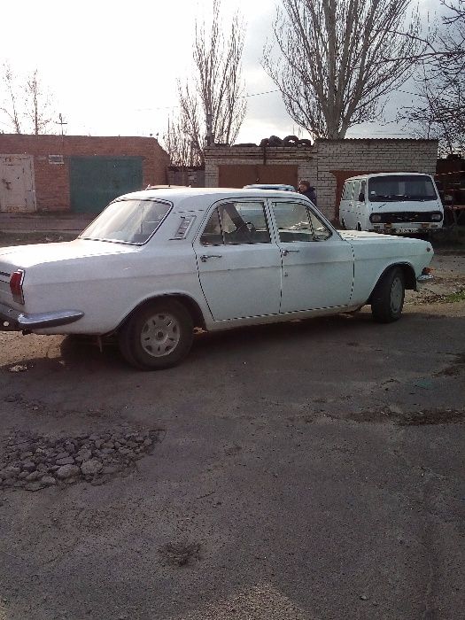 Продам ГАЗ 24 + з/части