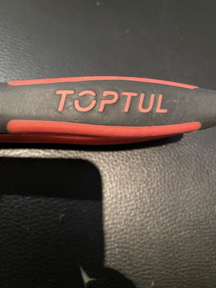 Пласкогубцы Toptul