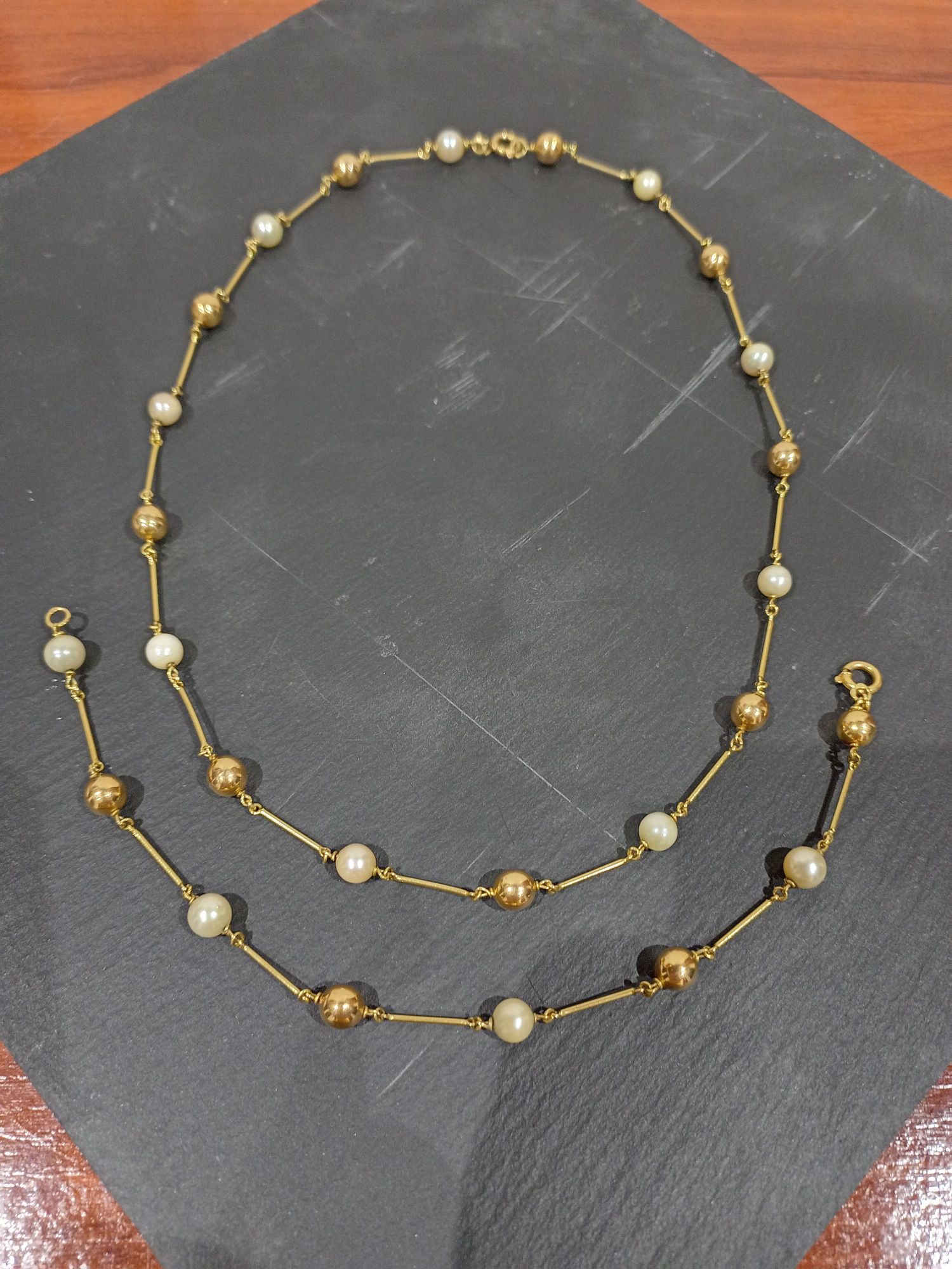 Colar e Pulseira em Ouro 19,2K com Pérolas Naturais
