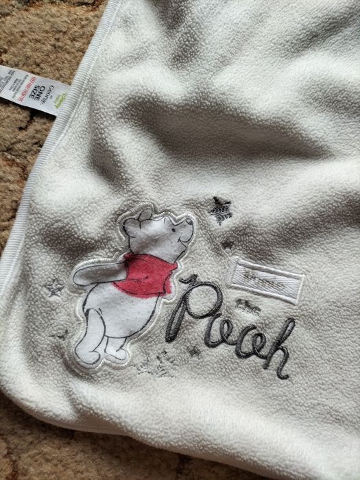 2 kocyki dla niemowlaka/maty z George Kubuś Puchatek