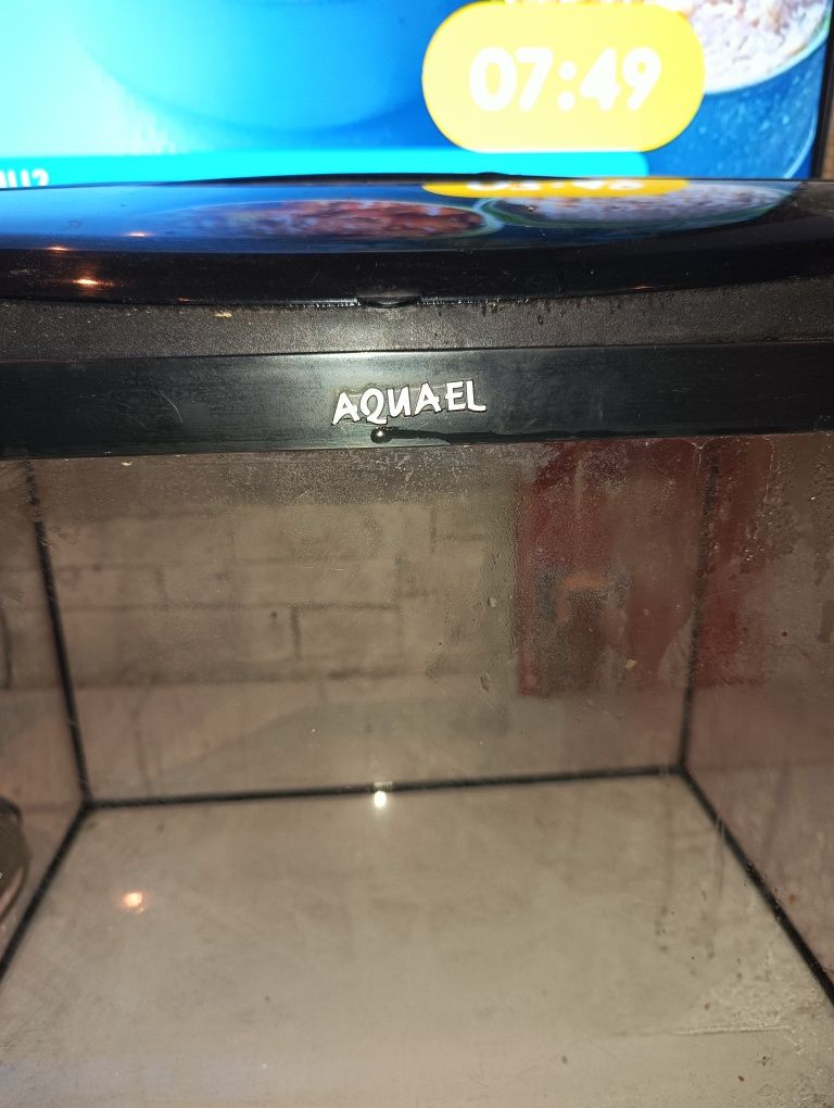 Akwarium Aquael 25 L  szczelne dla rybek akwariowych 40 x25 x30
