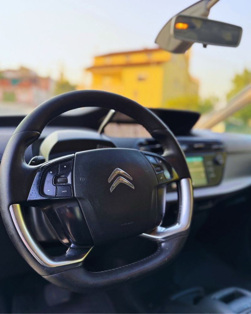Citroën C4 2018 de 7 lugares Diesel