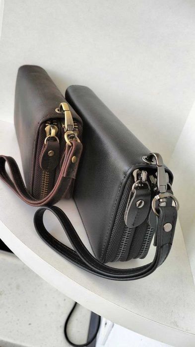 Кожаный клатч для ежедневного использования и на подарок.