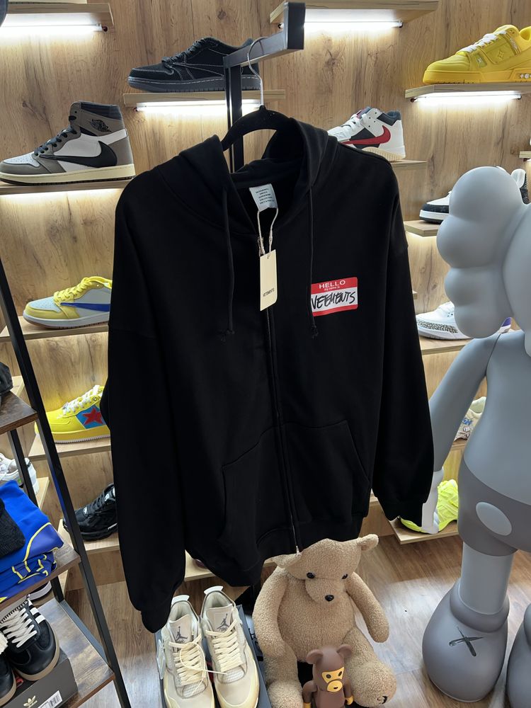 Зіп Худі VETEMENTS “My Name Is” Black / Red