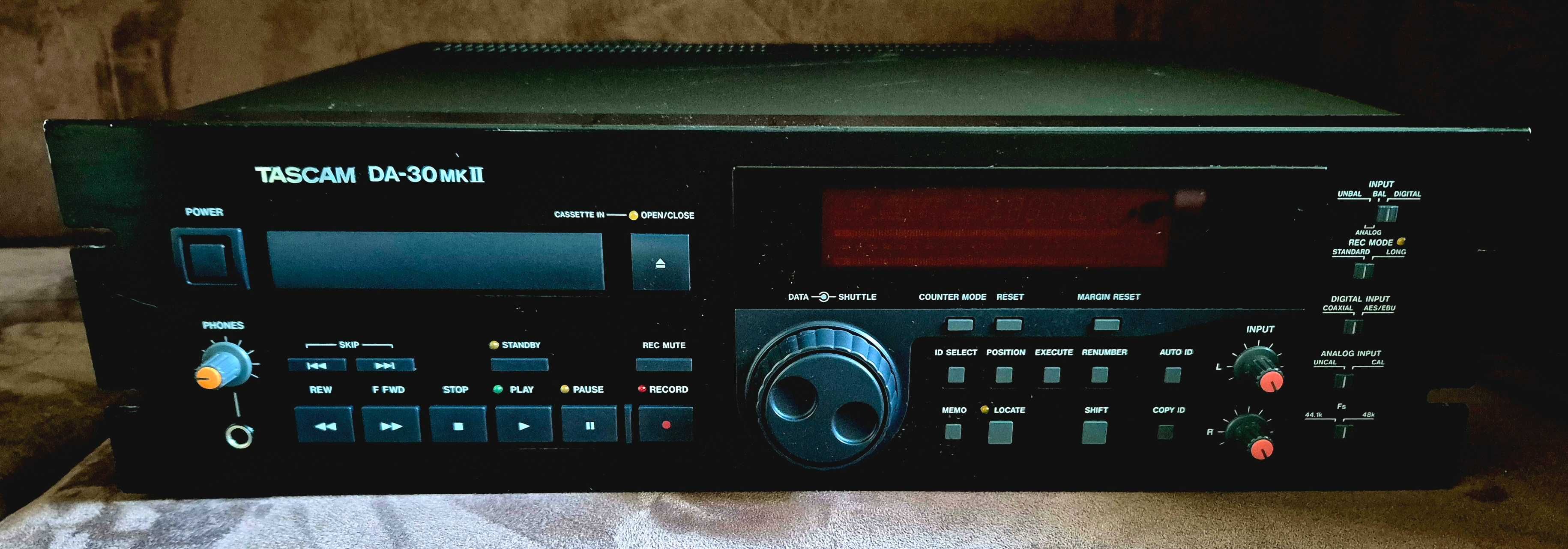 TASCAM DA-30 MKII DAT Po przeglądzie - OKAZJA !