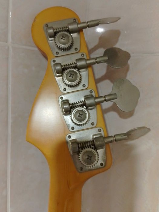 Бас-гітара  Aria Pro II Precise Bass