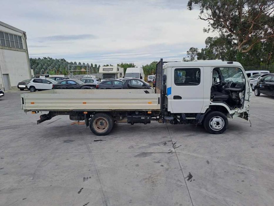 Mitsubishi Fuso Canter 3.0D Cabine Dupla, 2018, Nacional