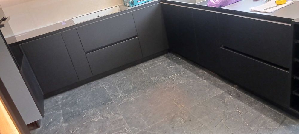 Montaż Mebli ! Gotowe Lub Na Wymiar. Wykonczenia wnętrz k/g - Schody