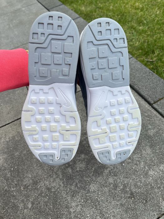 Nike Air Max r. 35 szare buty adidasy do biegania dla chlopca