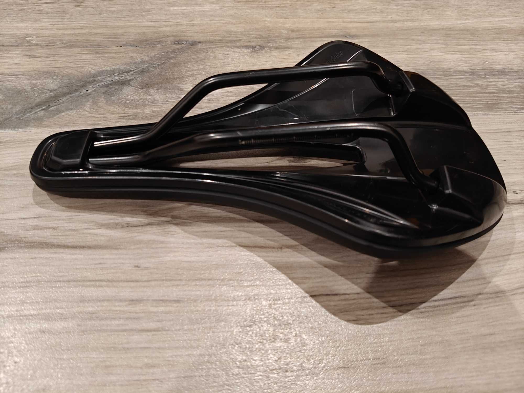 Selins de bicicleta novos
