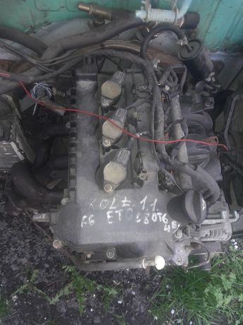 Мотор на Mitsubishi colt 1.1 бензин