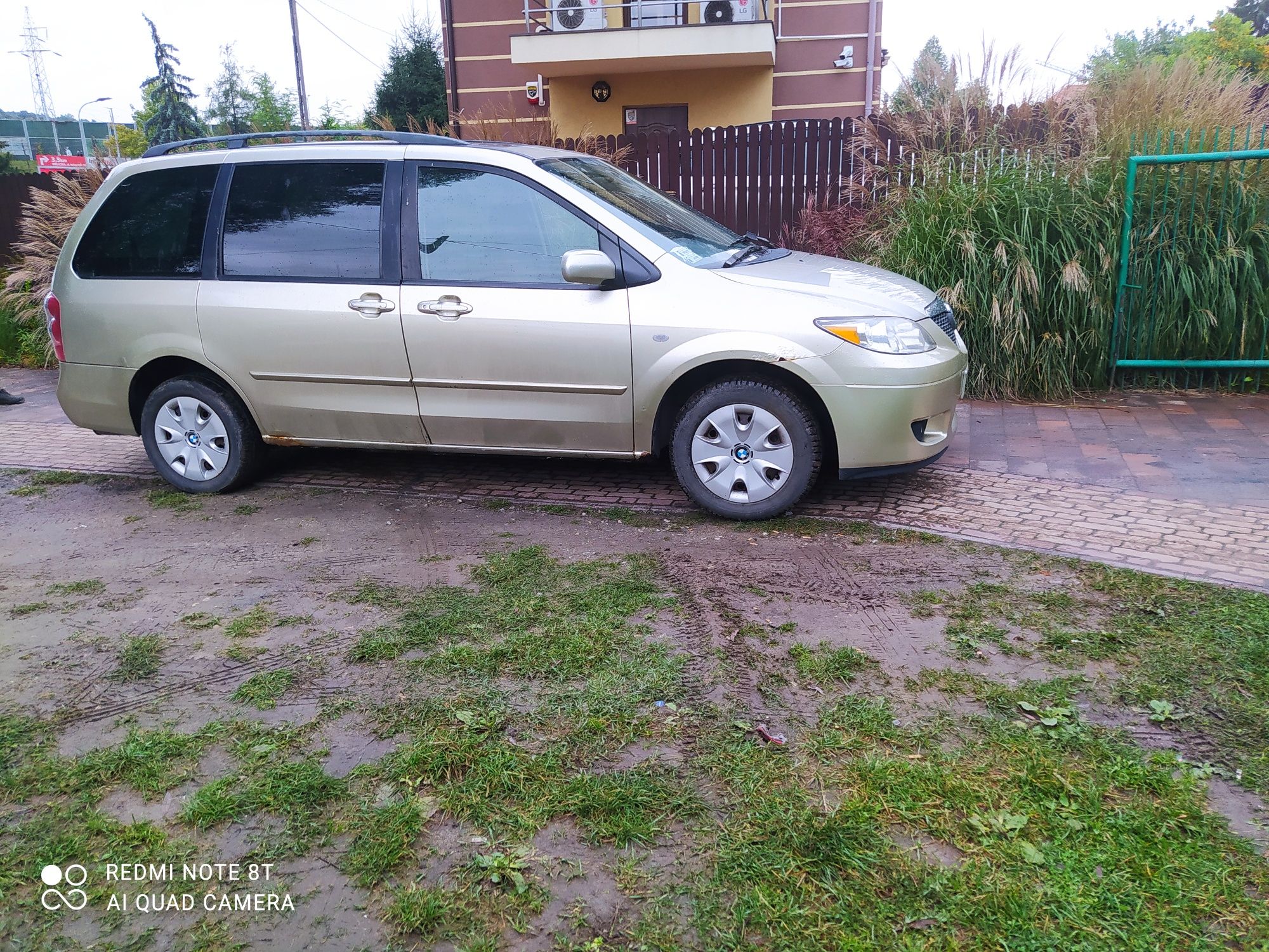 Розбираю mazda mpv 2.0  в наявності