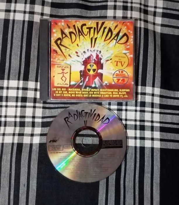 ---» 6 CDs (2,5€ cada) «---