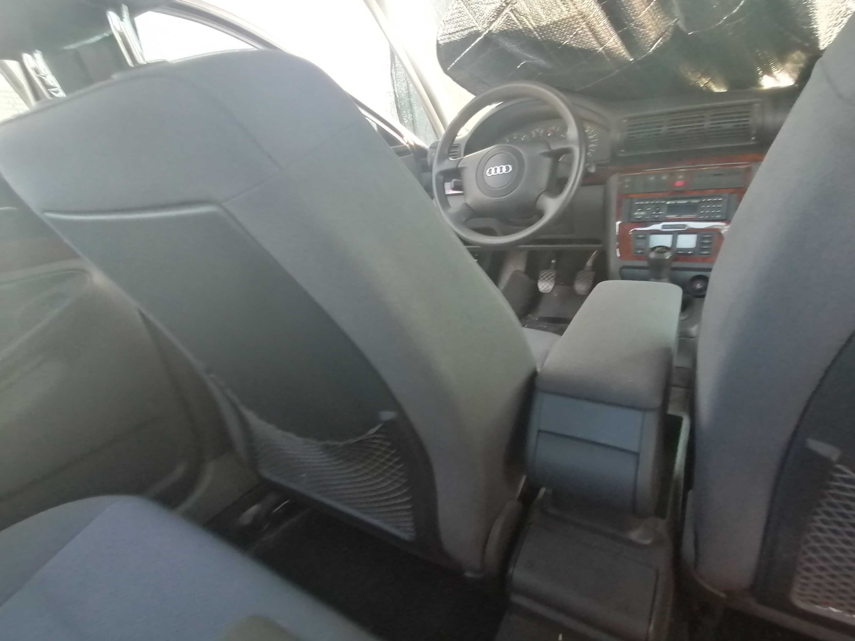 Audi A4 B5 1.6 130.000km