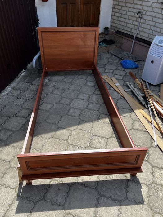 Продам ліжко, односпальне