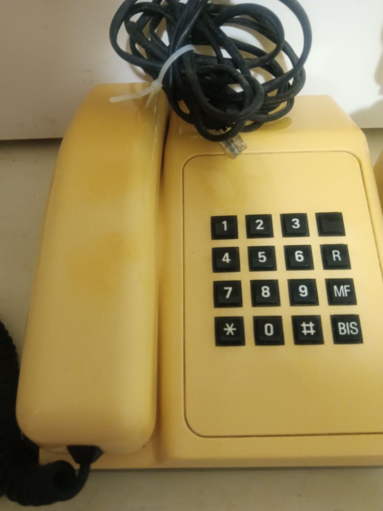 5€ telefone antigo para ser de fácil utilização