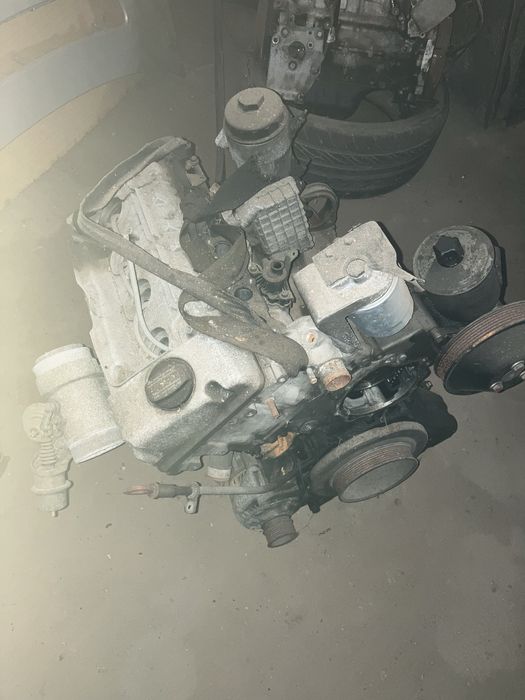 Motor w 202 , 220D, a cabeca foi retificada à 10000km