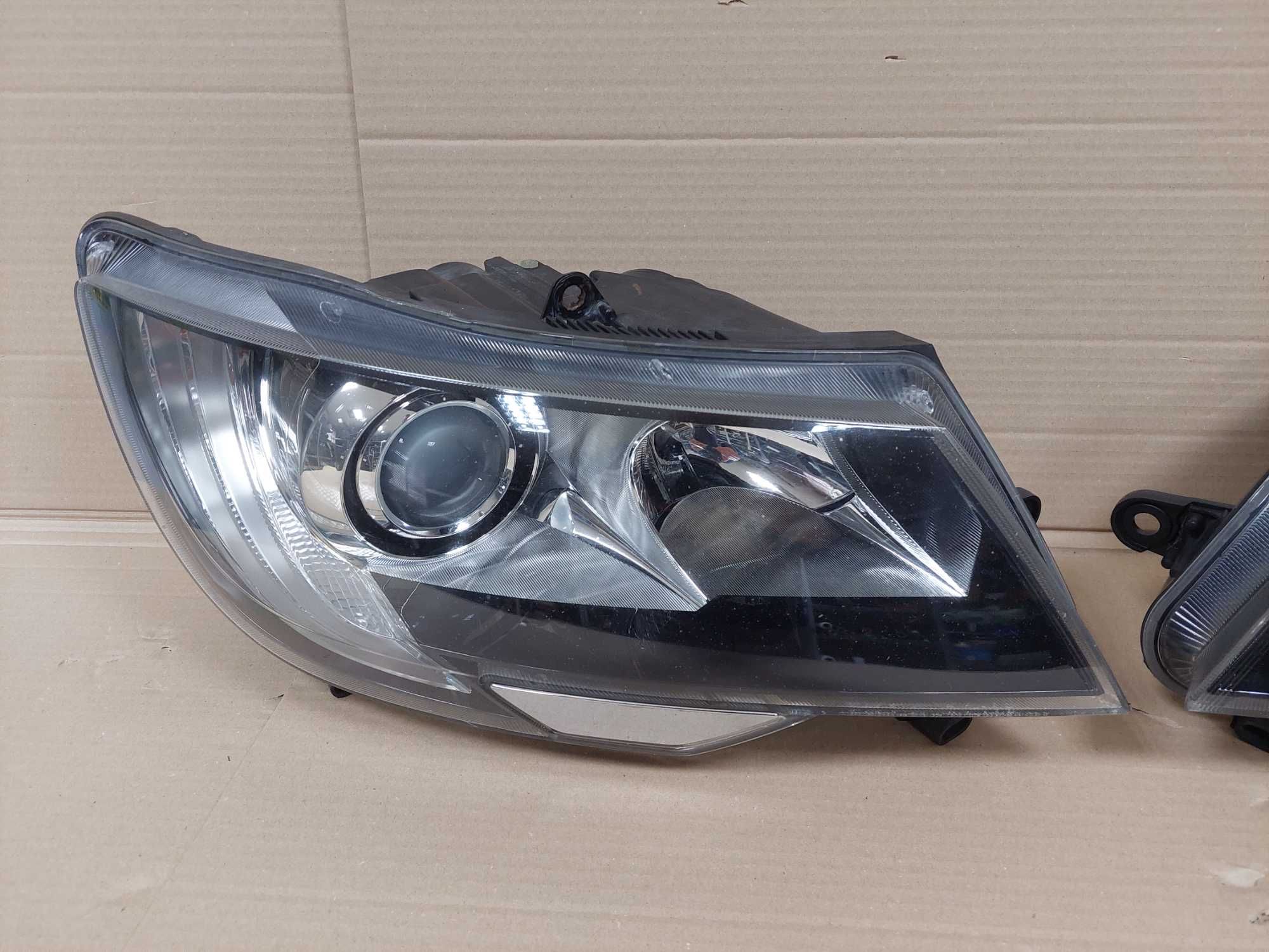 Skoda Superb 2 II LIFT 13-15r lampa przód prawa + lewa zwykłe H7 EU
