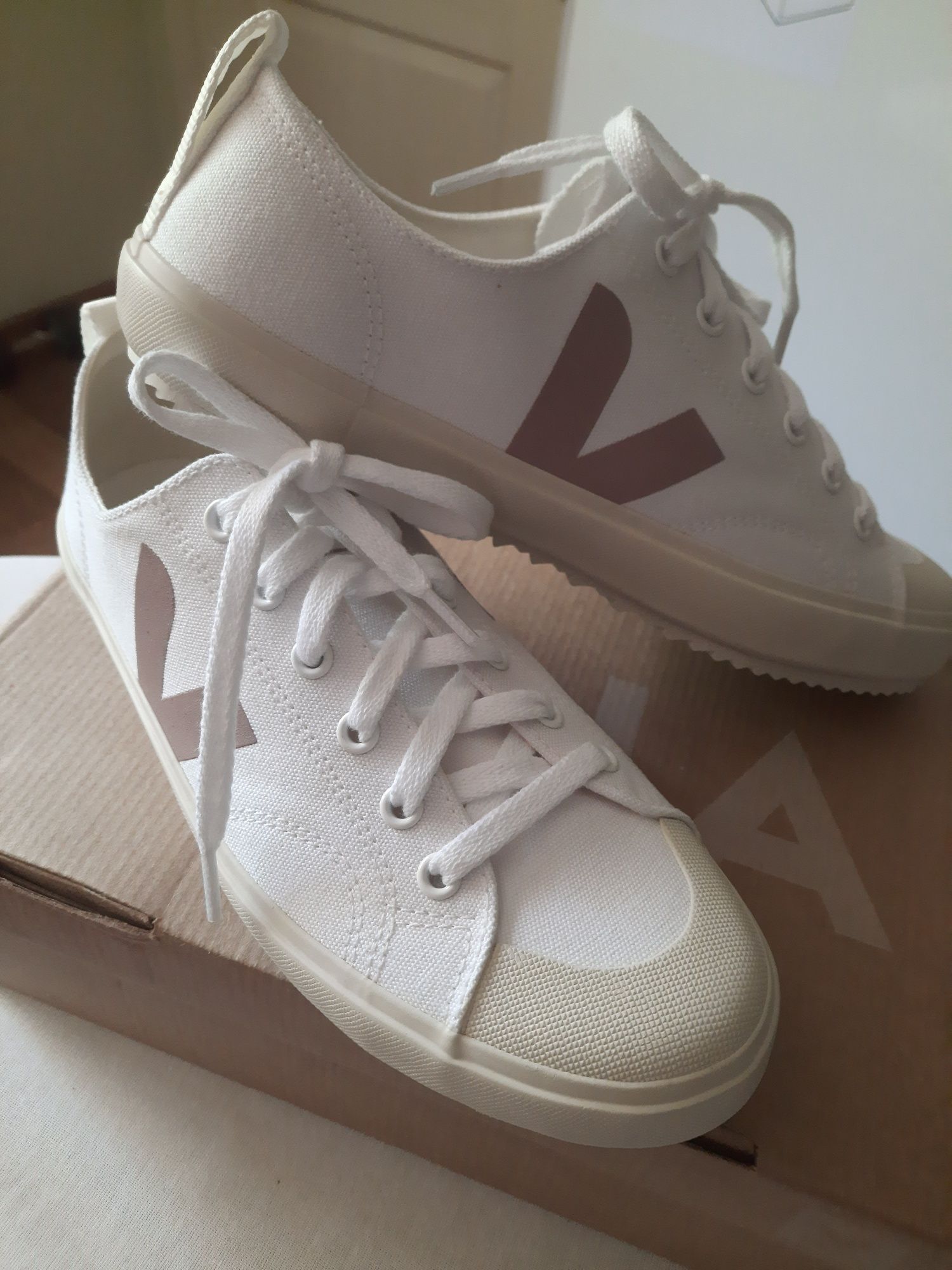 Кеды Veja NOVA CANVAS white baby р 39