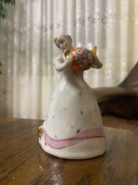 Figurka made in USSR kolekcjonerska porcelanowa kobieta z dzbanem