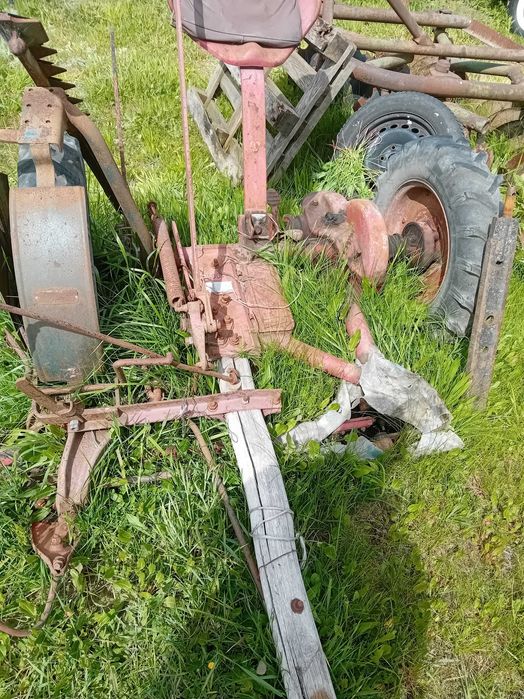 Opona 6.50 R 16 do rozsiewacz kos kosiarka konna przod c 330