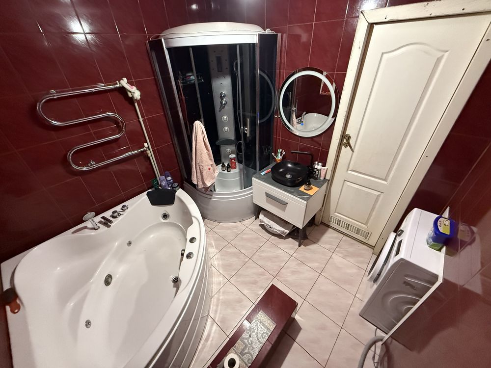Продам 4к квартиру по ул. Данила Нечая,Кротова, 12 квартал, Терра