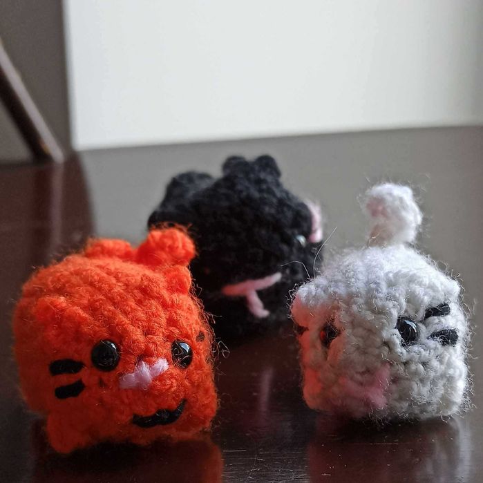 Pluszak kotek mini handamde