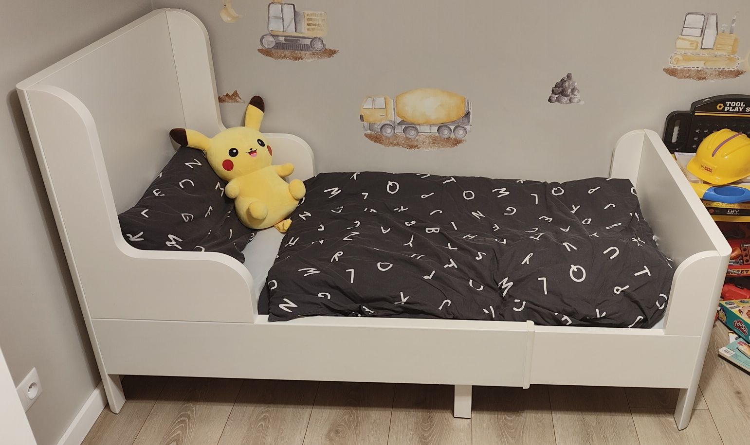 Łóżko Ikea BUSUNGE Rozsuwana rama łóżka, biały, 80x200 cm
Pokój dzieci