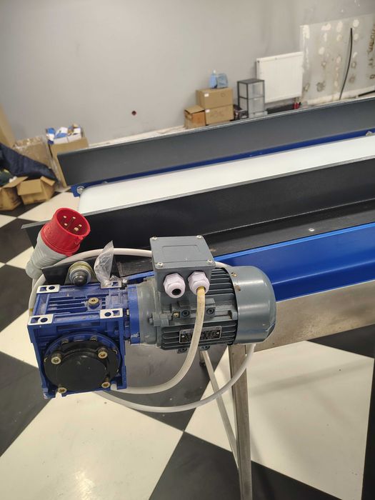 Przenośnik taśmowy model PTG/P/0,45x4m i  PTG/P/0,45x2m