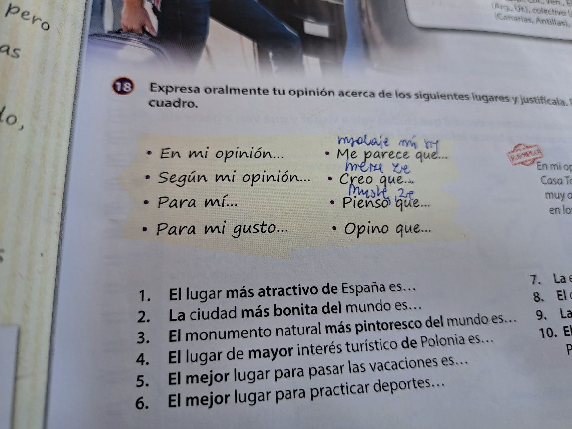 Podręcznik do hiszpańskiego. Descubre 2.