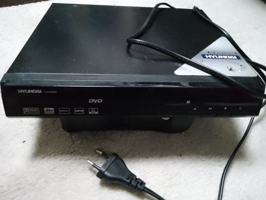 DVD проигрыватель Hyundai