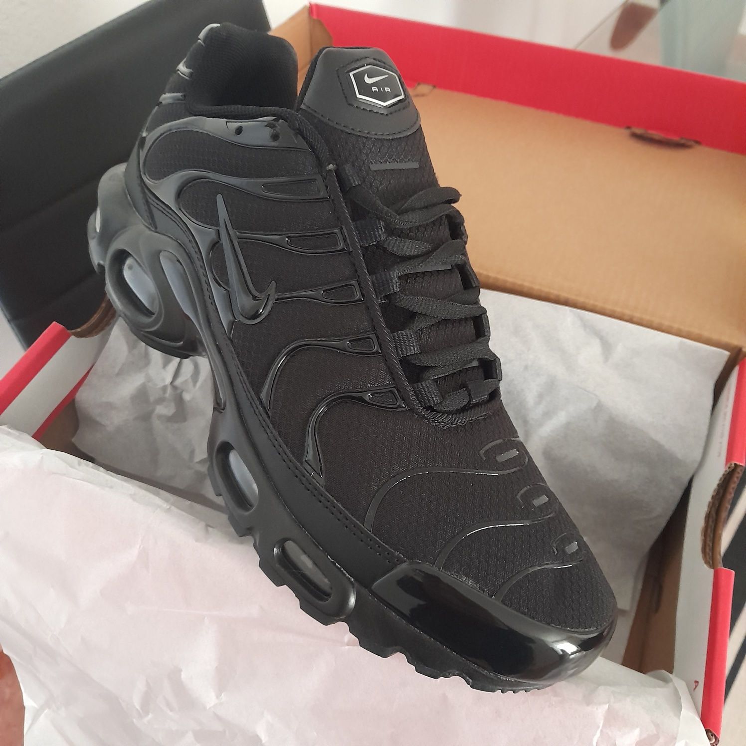 Vendo NIKE AIR max tn n-42 ,por apenas metade do preço