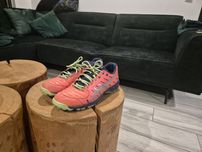 Sprzedam buty do hokeja na trawie firmy Asics rozm. 43.5