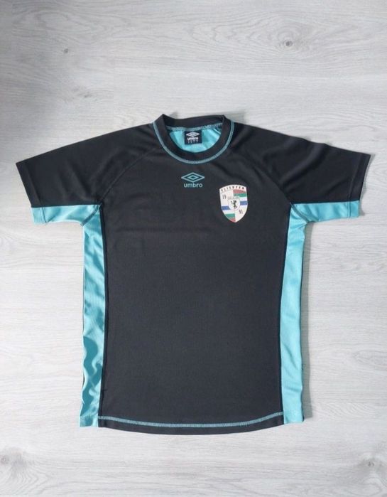 M koszulka t-shirt czarna męska nadruk wzór
umbro sportowa