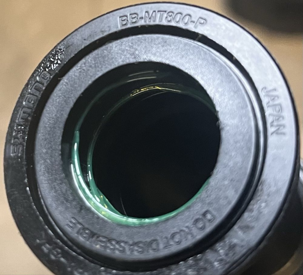 Suport Press Fit Shimano Deore XT BB-MT800 pa pakiet lozysk suportu