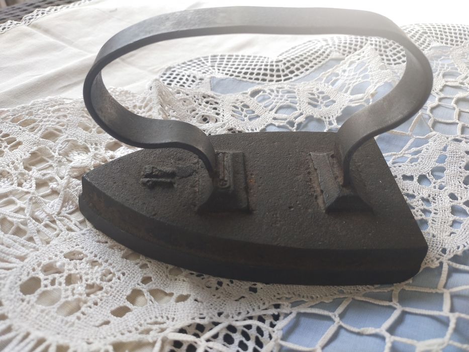 Винтажный утюг. 1920. Германия. Маленький.