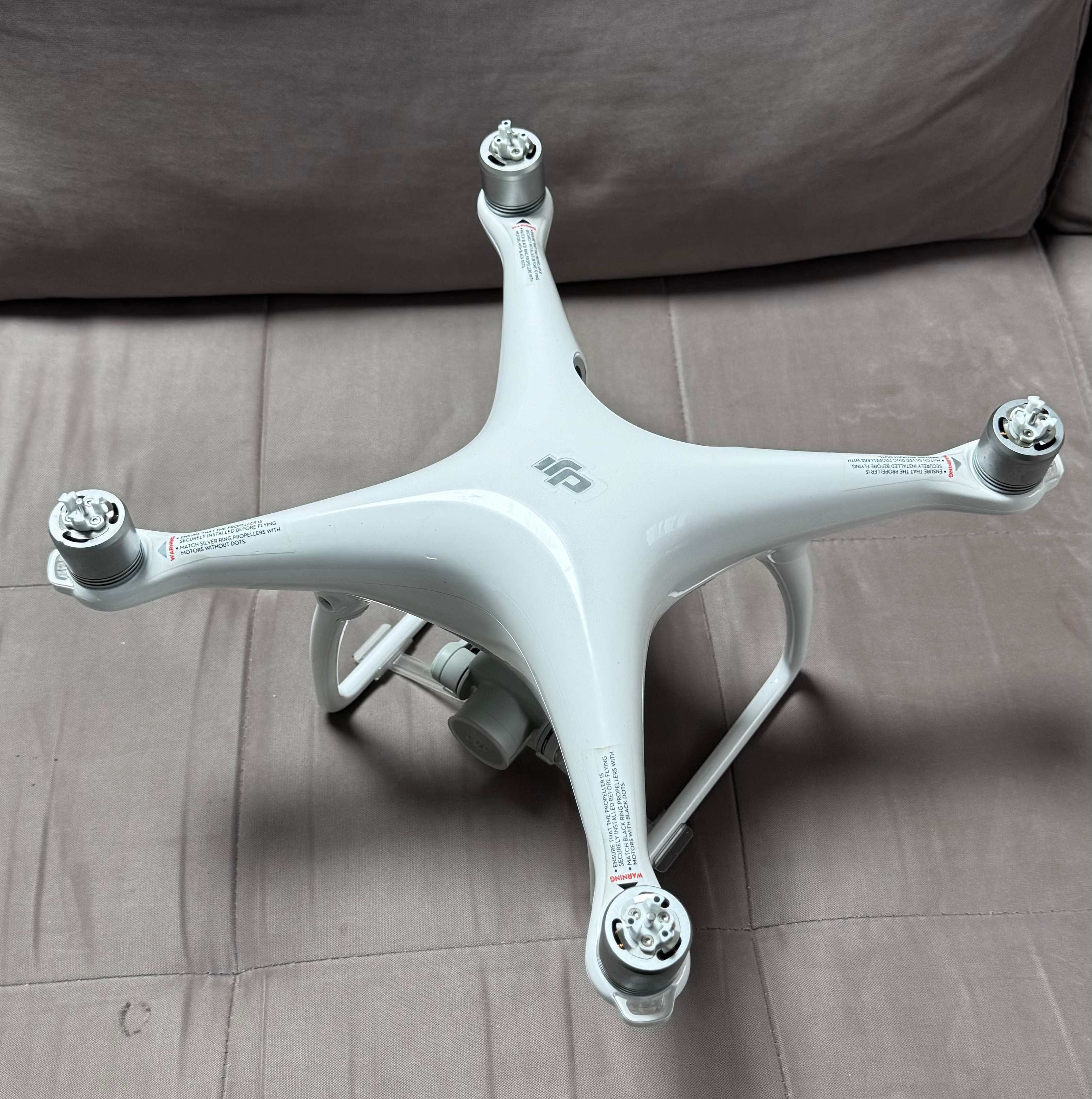 DJI Phantom 4 - Drone em excelente estado