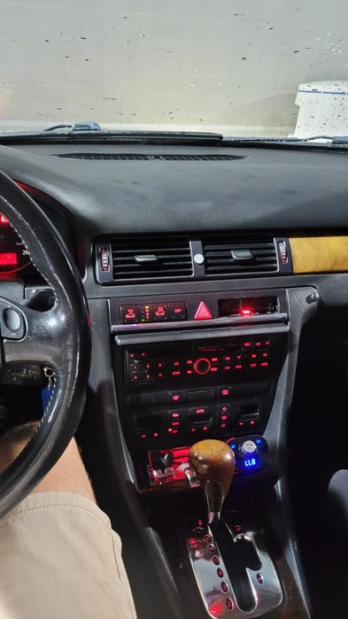 Audi a6 Quattro 180cv apenas 200mil/troco