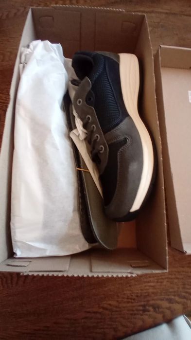 buty sportowe 904A/MON R.42