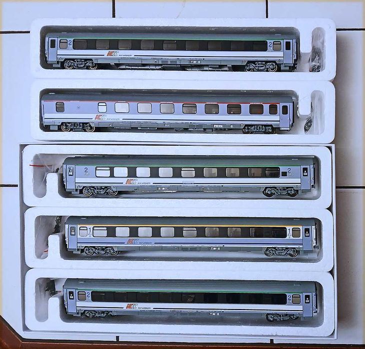 PKP Lech Intercity - 5 wagonów Acme