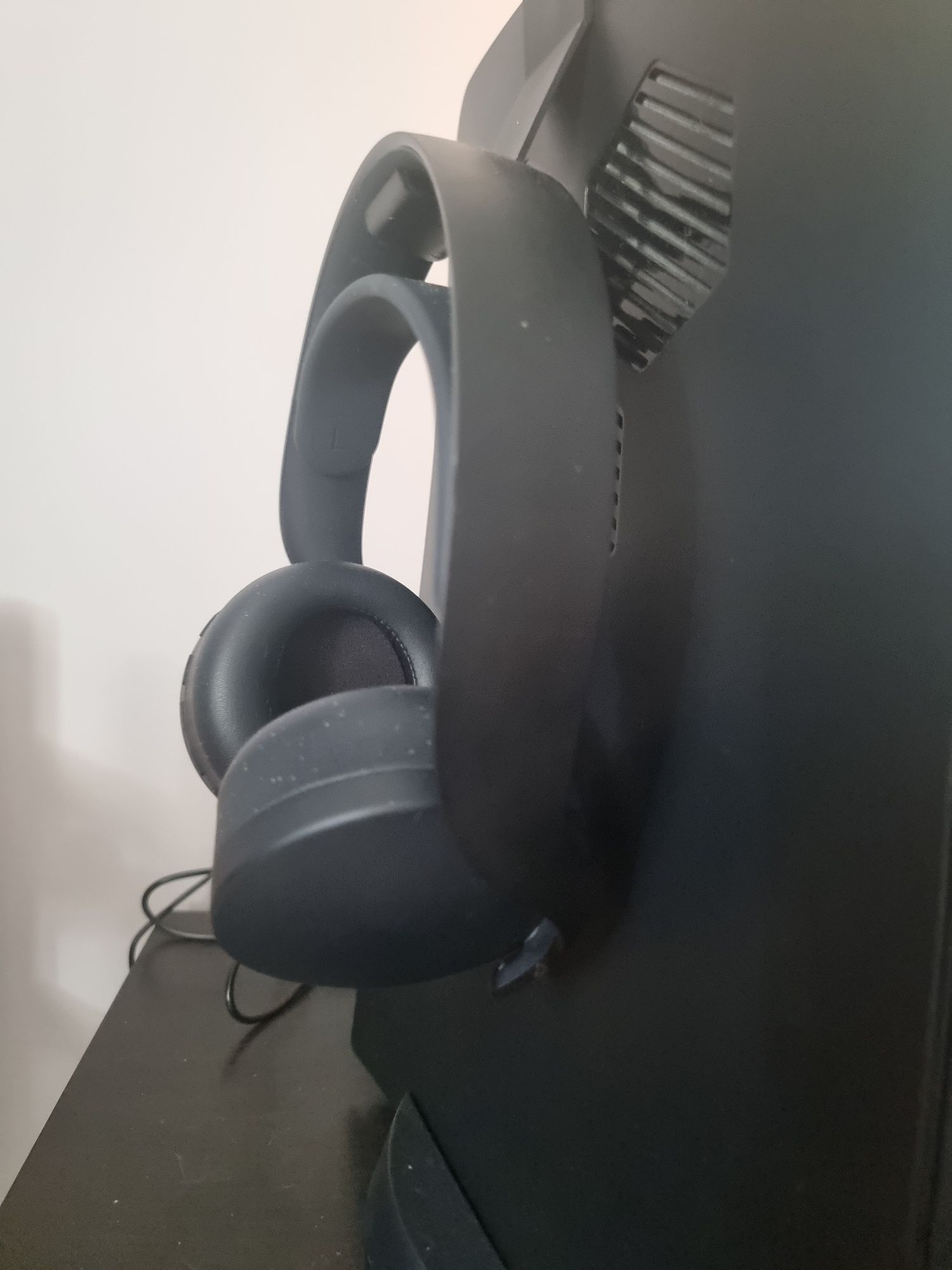 Ps5 1tb com 2 comandos e fones