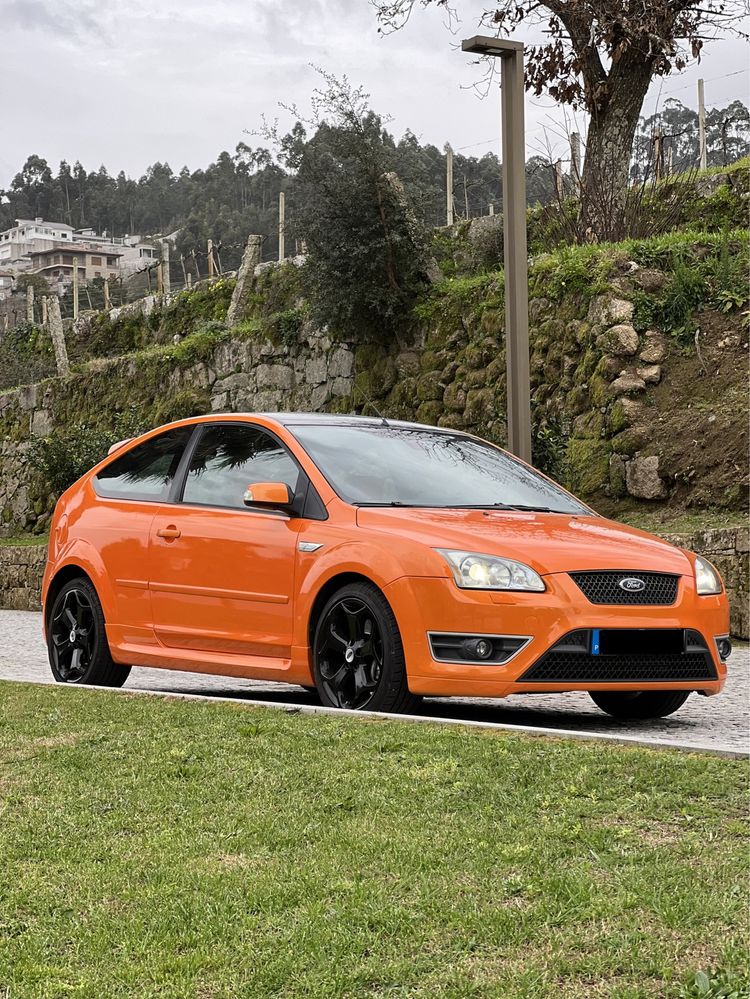 Ford Focus ST 2.5 Turbo