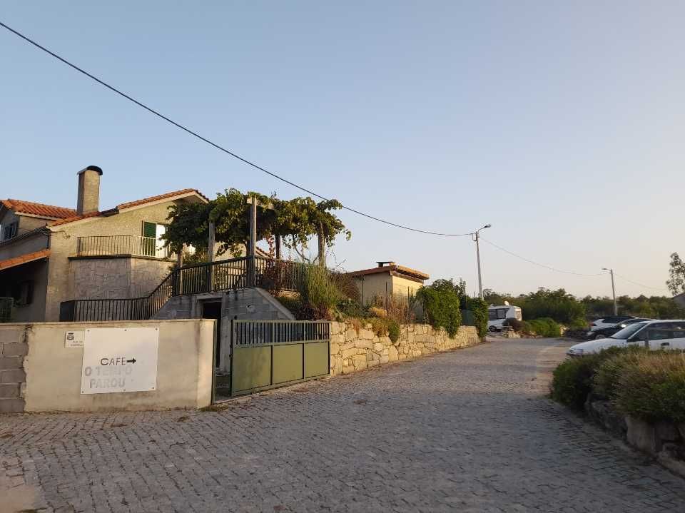 Vendo casa com comércio