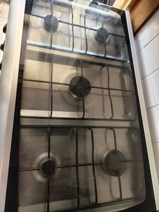 Fogão e forno  Meireles