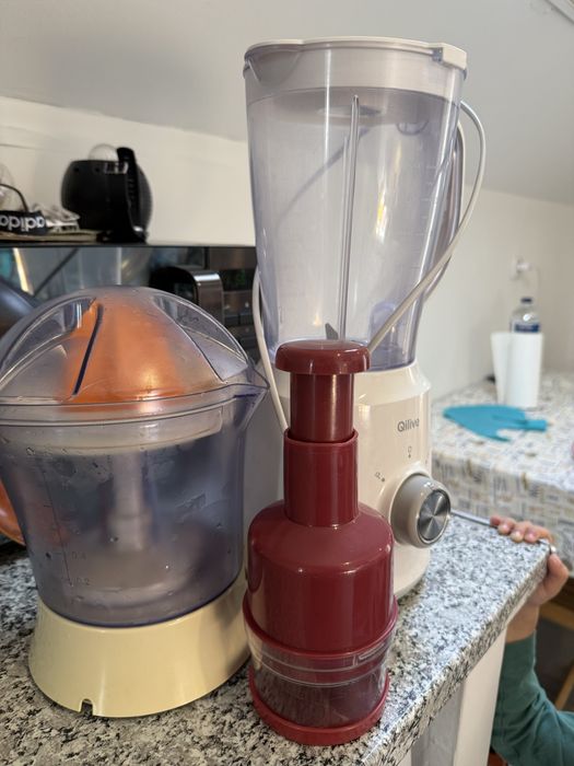 Liquidificador, maquina de sumo, picador