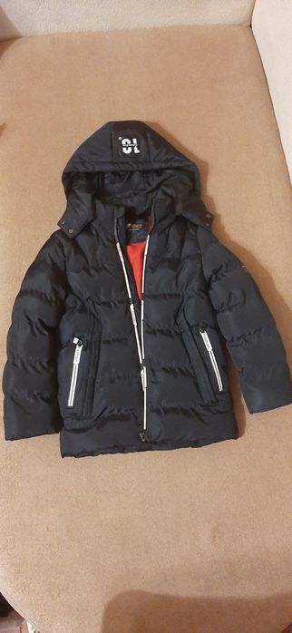 Дитячі речі (куртка, комбінезони)