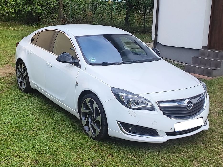 Opel Insignia 2.0 CDTI BiTurbo Cosmo Manual OPC line Hatchback 20 cali Bose audio