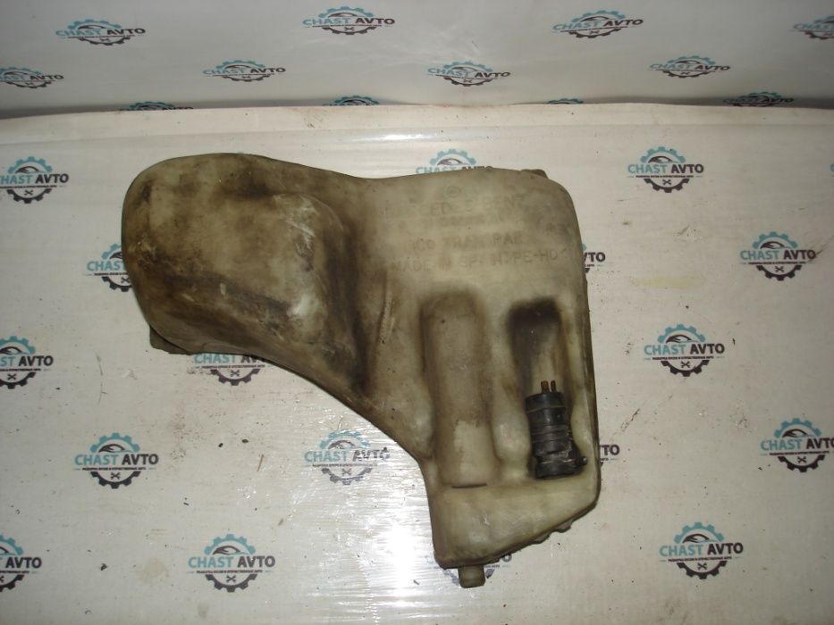 Бачек омывателя Volkswagen LT Mercedes Sprinter