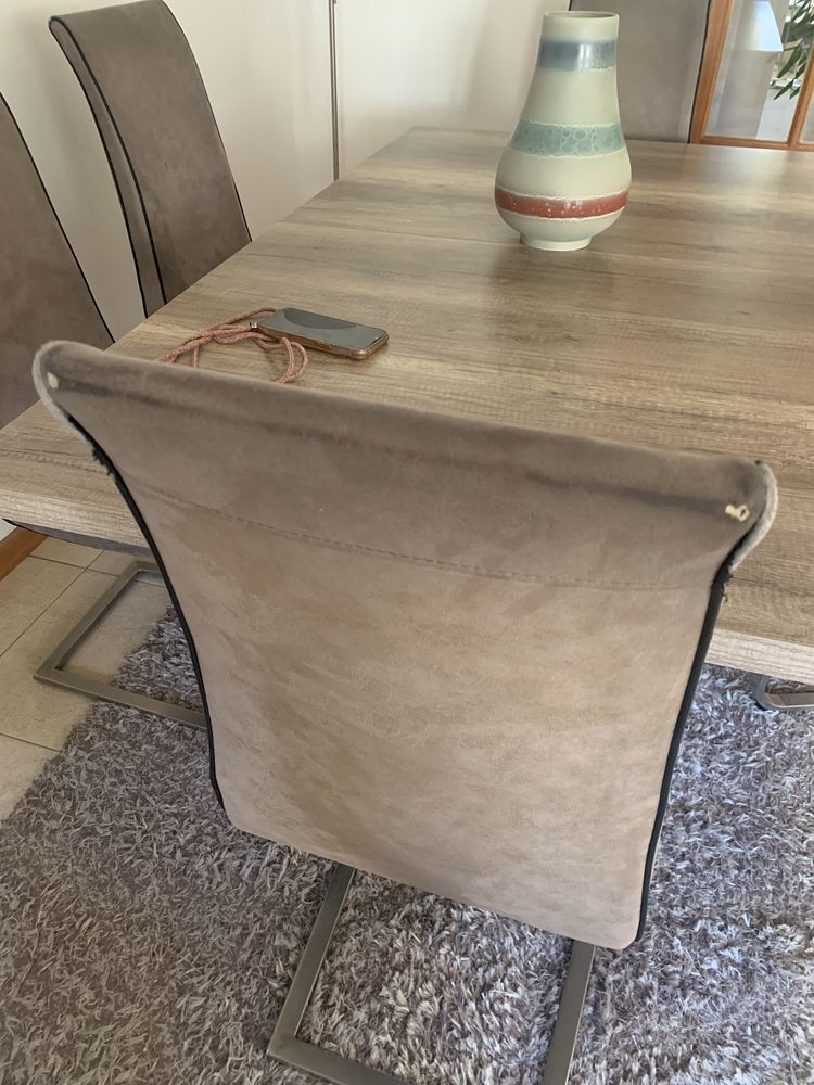 Cadeiras para mesa de jantar